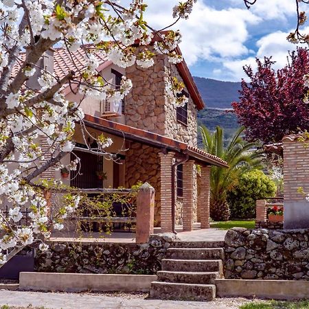 La Canada Del Valle Del Jerte Navaconcejo Bagian luar foto