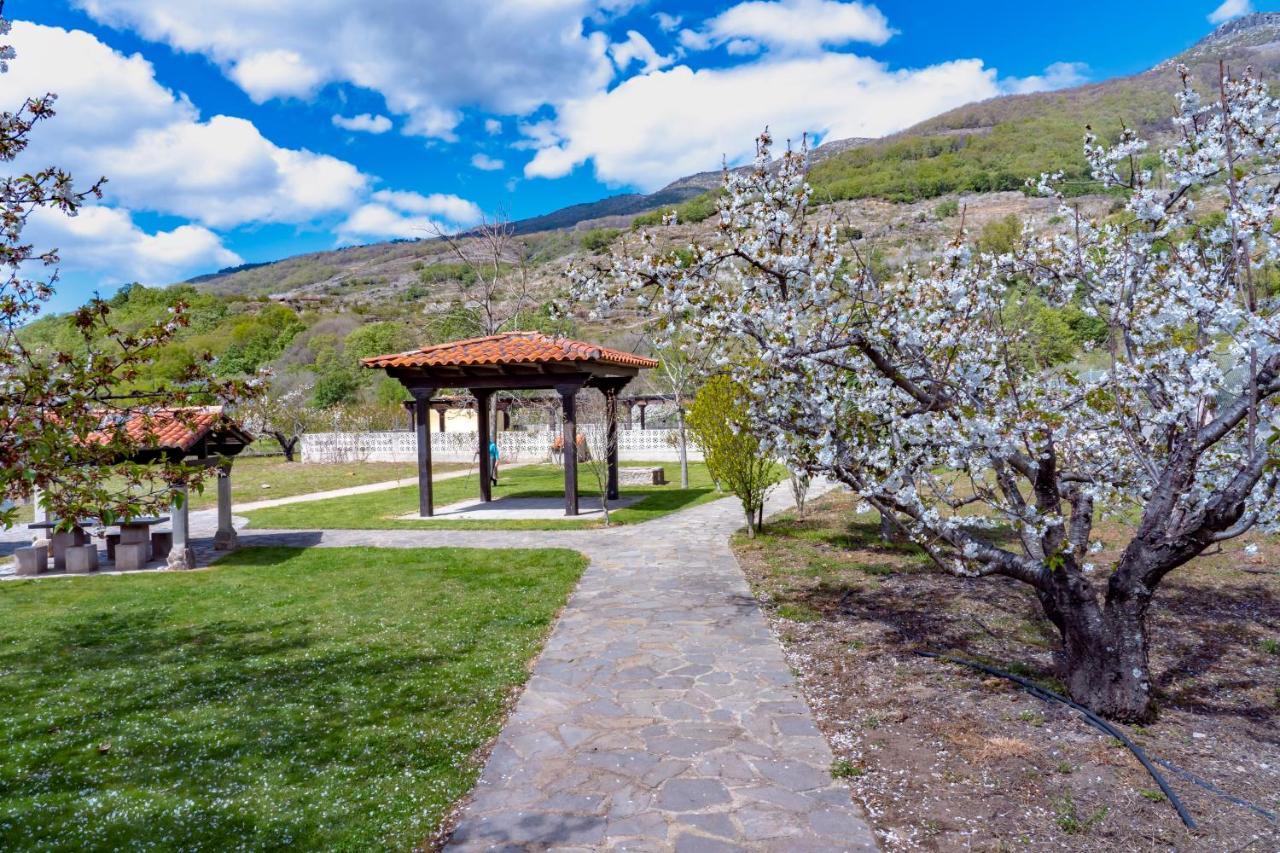 La Canada Del Valle Del Jerte Navaconcejo Bagian luar foto